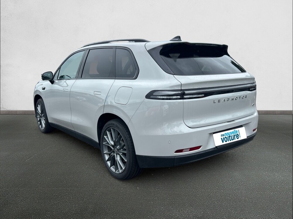 Occasion LEAPMOTOR C10 C10 REEV 28.4 kWh - 158 kW - Design