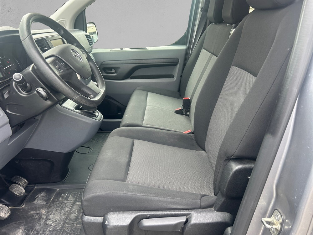 Occasion OPEL Vivaro Vivaro Combi L1 1.5 Diesel 120 ch