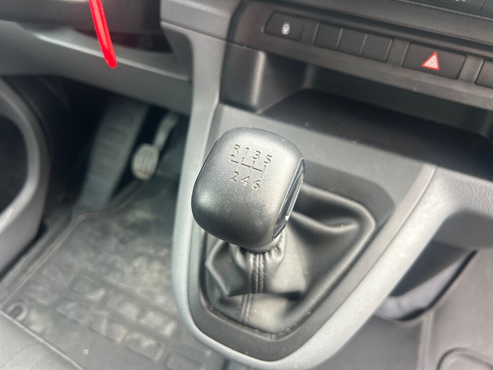 Occasion OPEL Vivaro Vivaro Combi L1 1.5 Diesel 120 ch