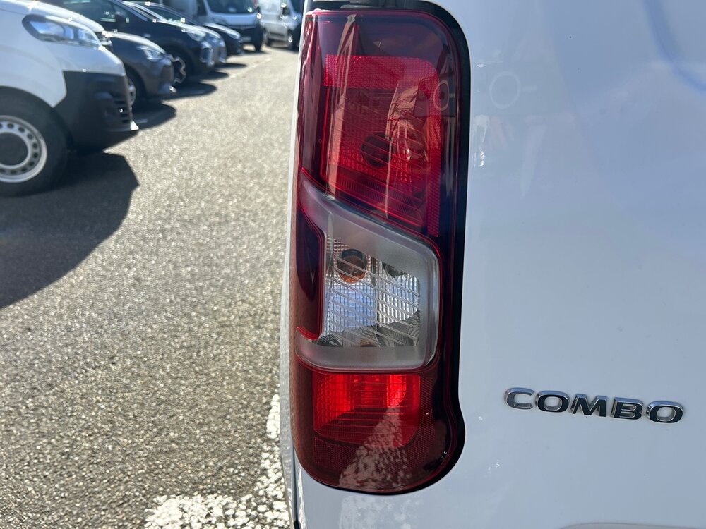 Occasion OPEL Combo COMBO CARGO M 650 KG BLUEHDI 100 S&S BVM6
