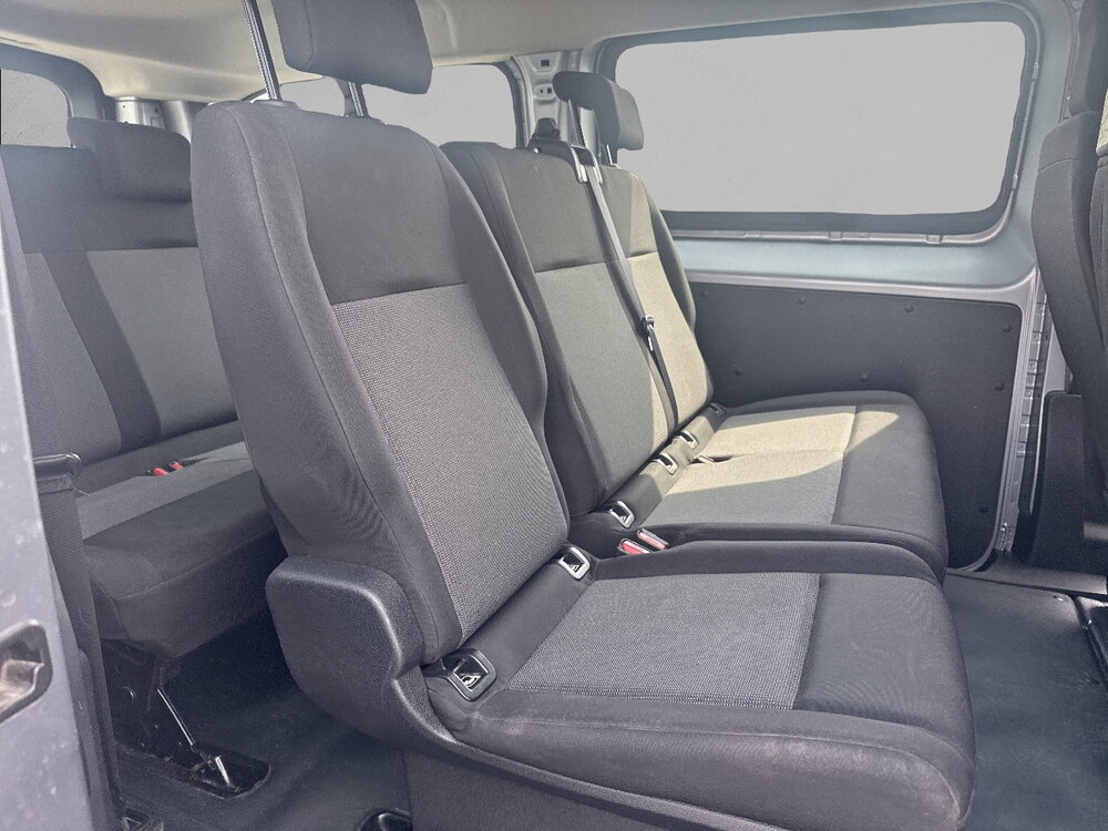 Occasion OPEL Vivaro Vivaro Combi L3 1.5 Diesel 120 ch