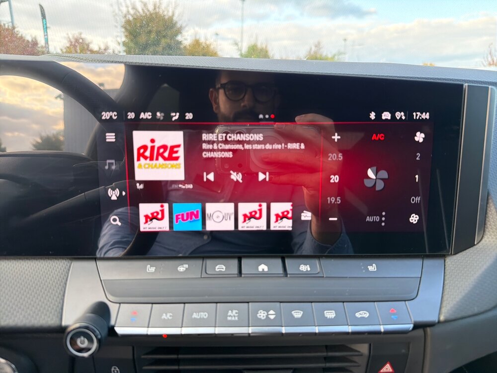 Occasion OPEL Astra Astra Sports Tourer Hybride Rechargeable 180 ch BVA8 - GS