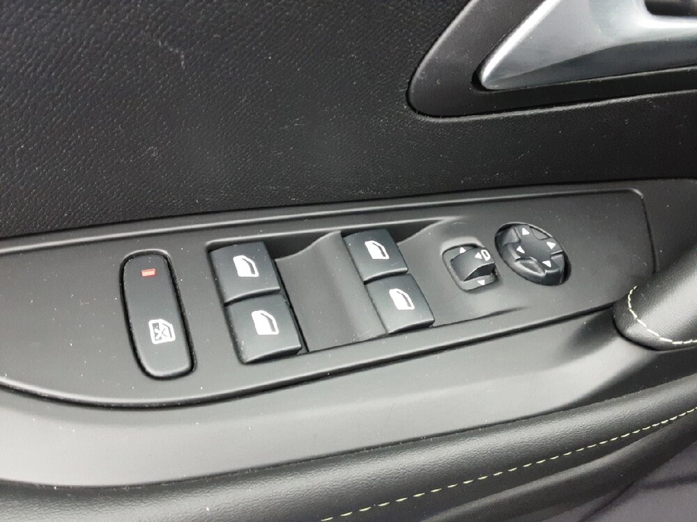 Occasion PEUGEOT 208 208 PureTech 100 S&S BVM6 - GT