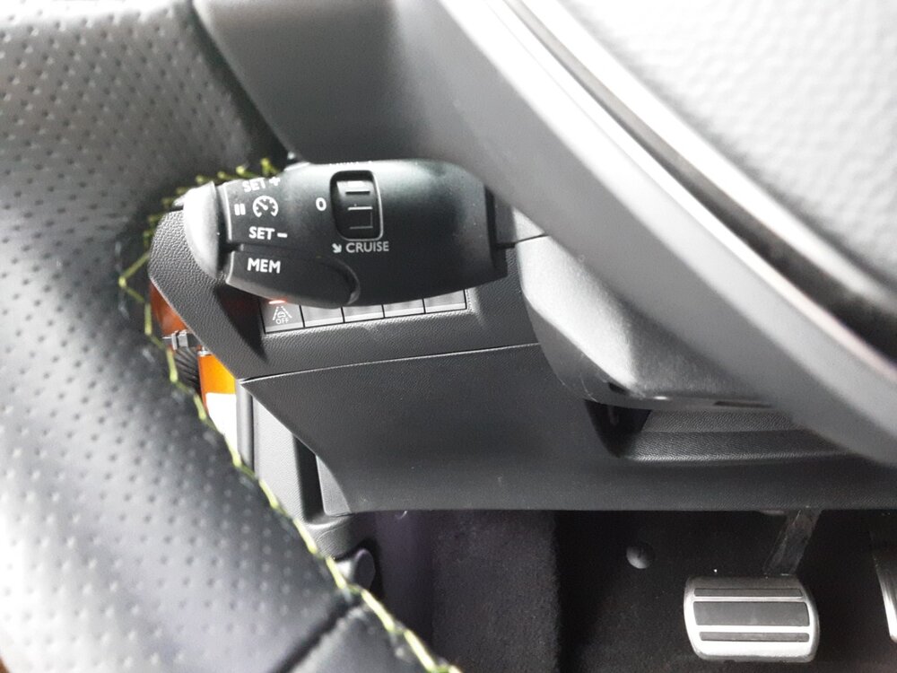 Occasion PEUGEOT 2008 2008 Electrique 136 ch - GT