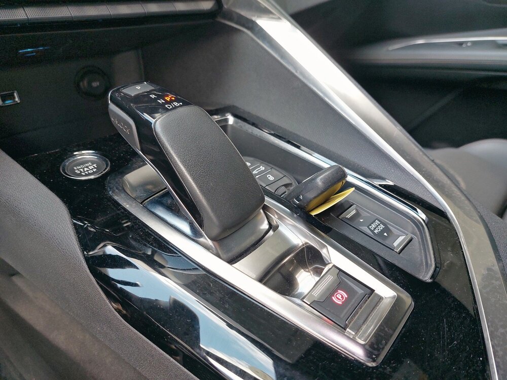 Occasion PEUGEOT 3008 3008 Hybrid 225 e-EAT8 - GT