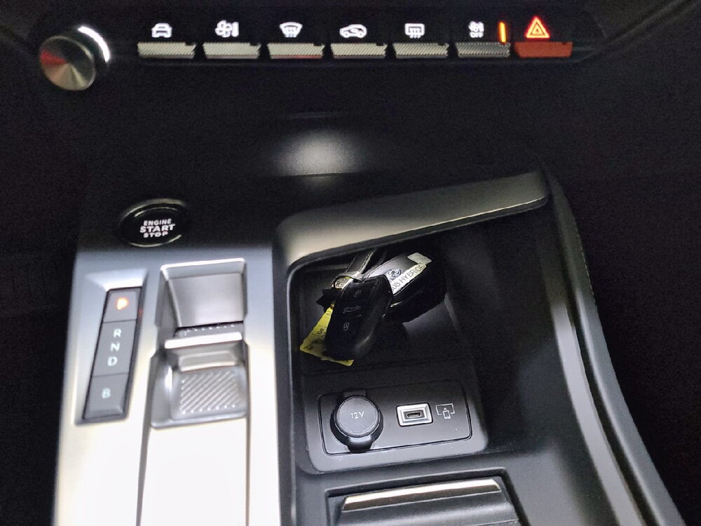 Occasion PEUGEOT 308 308 SW PHEV 180 e-EAT8 - Allure