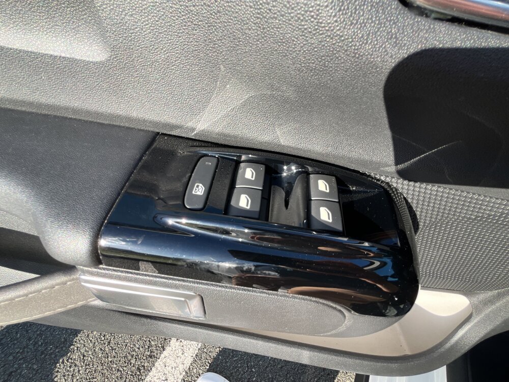 Occasion CITROEN C3 C3 PureTech 110 S&S EAT6 - Shine Pack