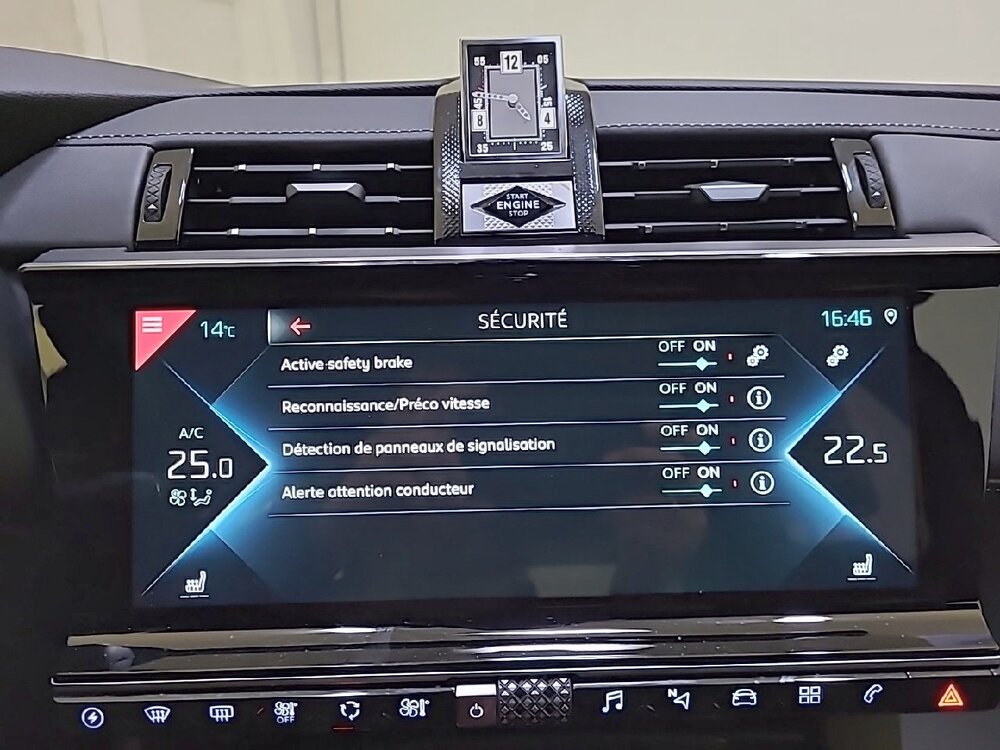 Occasion DS DS 7 Crossback DS7 Crossback Hybride E-Tense 300 EAT8 4x4 - Grand Chic