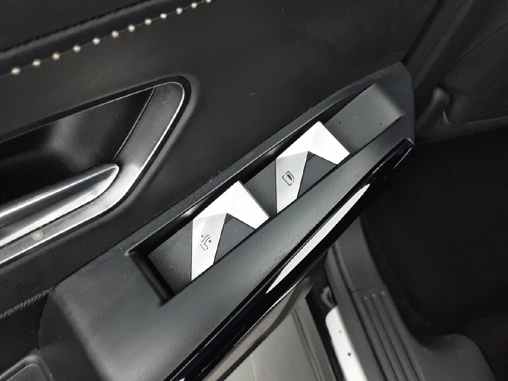 Occasion DS DS 7 Crossback DS7 Crossback Hybride E-Tense 300 EAT8 4x4 - Louvre