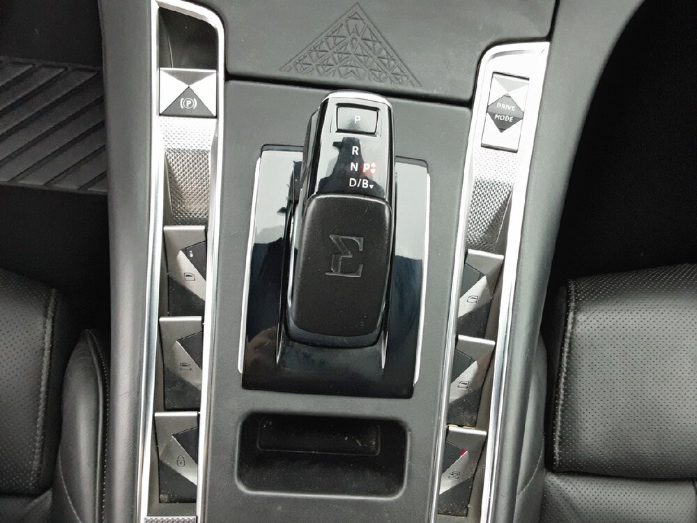 Occasion DS DS 7 Crossback DS7 Crossback Hybride E-Tense 300 EAT8 4x4 - Louvre