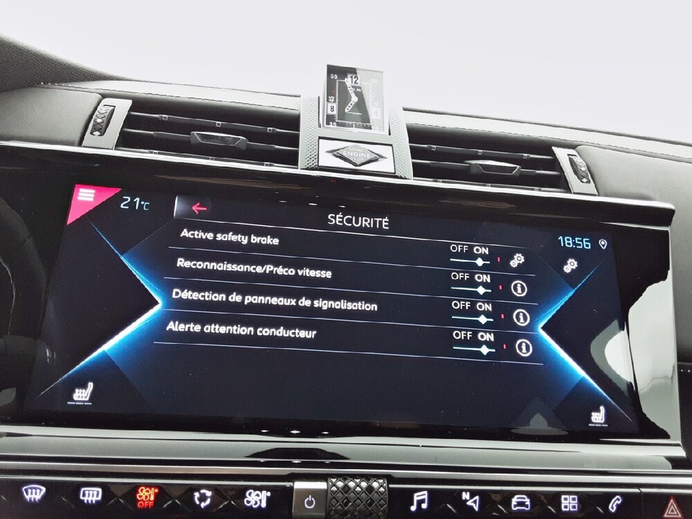 Occasion DS DS 7 Crossback DS7 Crossback Hybride E-Tense 300 EAT8 4x4 - Louvre