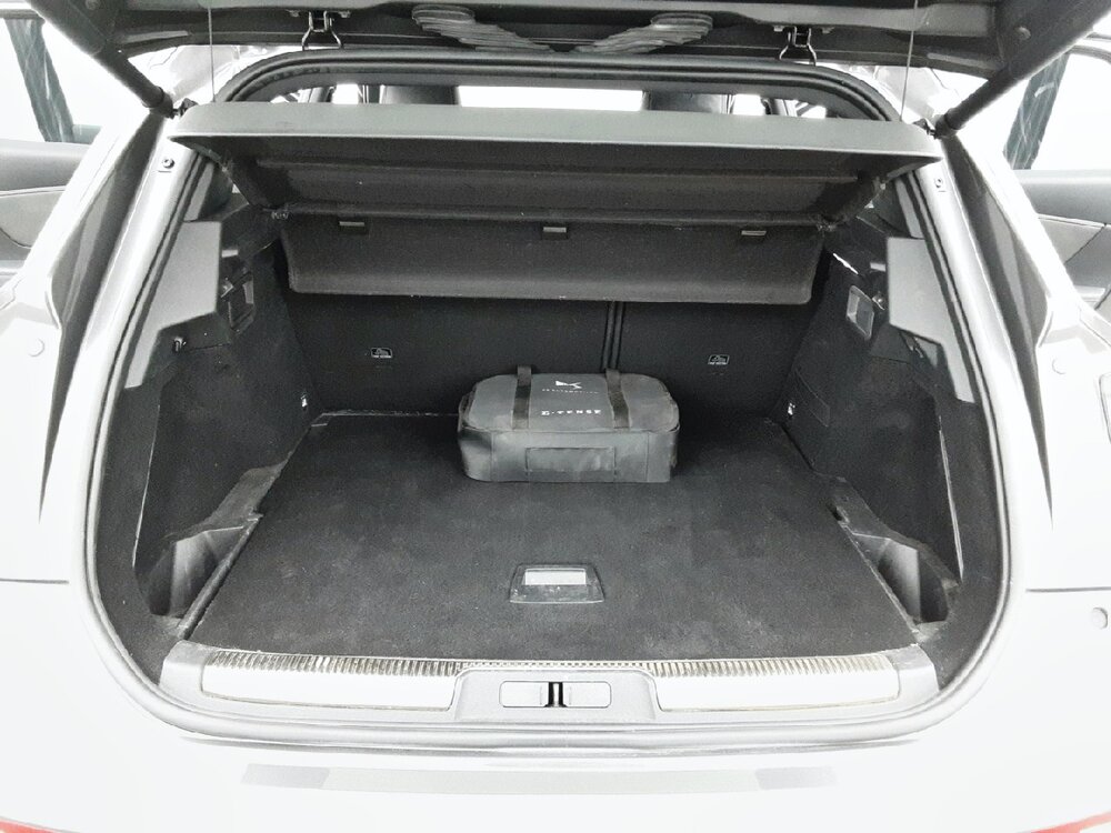 Occasion DS DS 7 Crossback DS7 Crossback Hybride E-Tense 300 EAT8 4x4 - Louvre