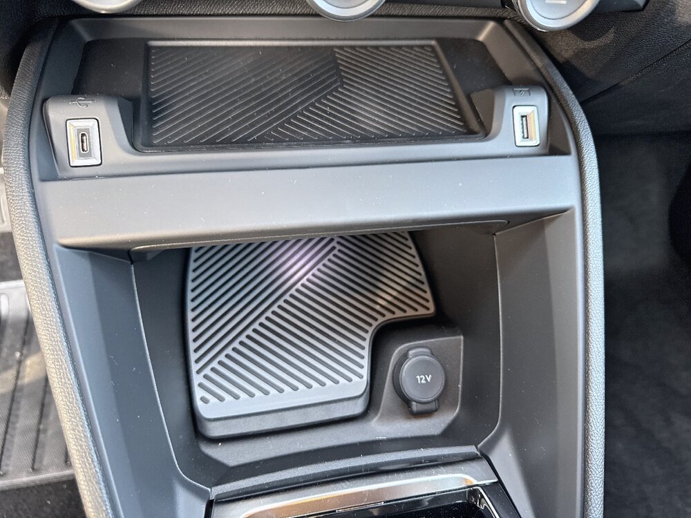 Occasion CITROEN C4 C4 Hybride 136 e-DCS6 - Business