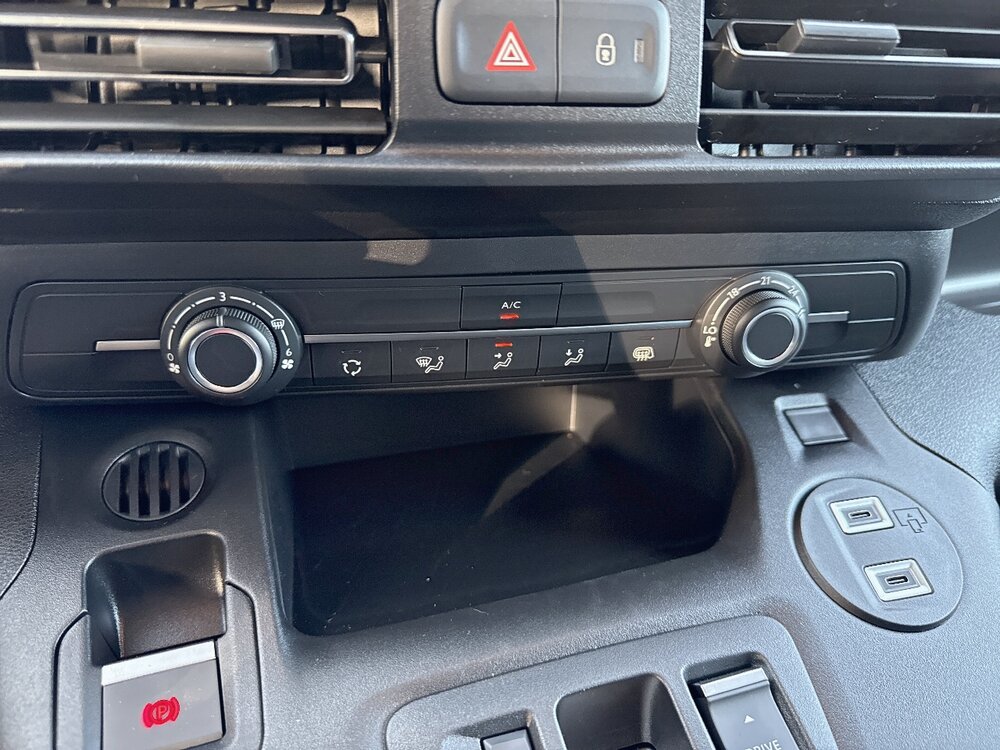 Occasion CITROEN Berlingo BERLINGO VAN M 650KG BLUEHDI 130 S&S EAT8