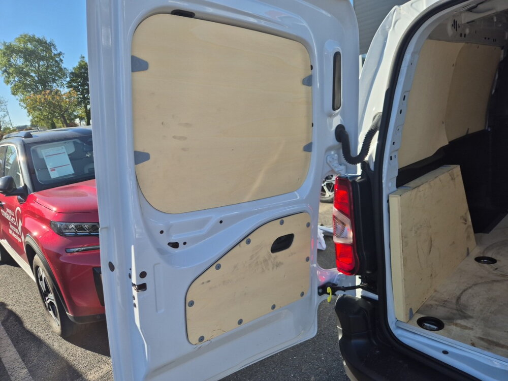 Occasion CITROEN Berlingo BERLINGO VAN TAILLE M 650KG BLUEHDI 130 S&S EAT8