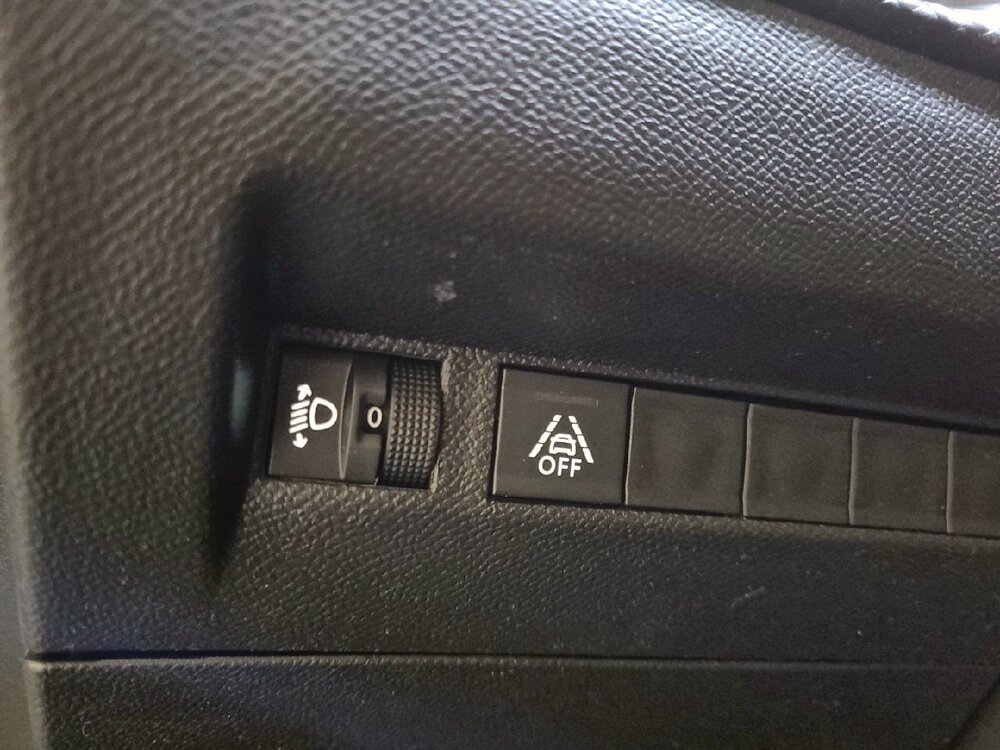 Occasion PEUGEOT 2008 2008 BlueHDi 130 S&S EAT8 - Roadtrip