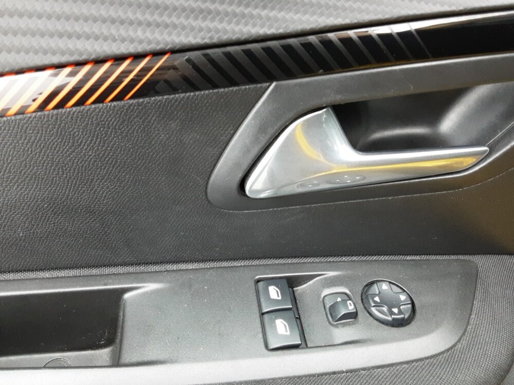 Occasion PEUGEOT 208 208 Electrique 50 kWh 136ch - Active