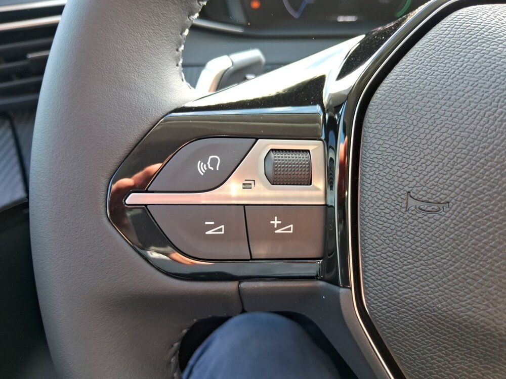 Occasion PEUGEOT 208 208 Hybrid 110 e-DCS6 - Allure