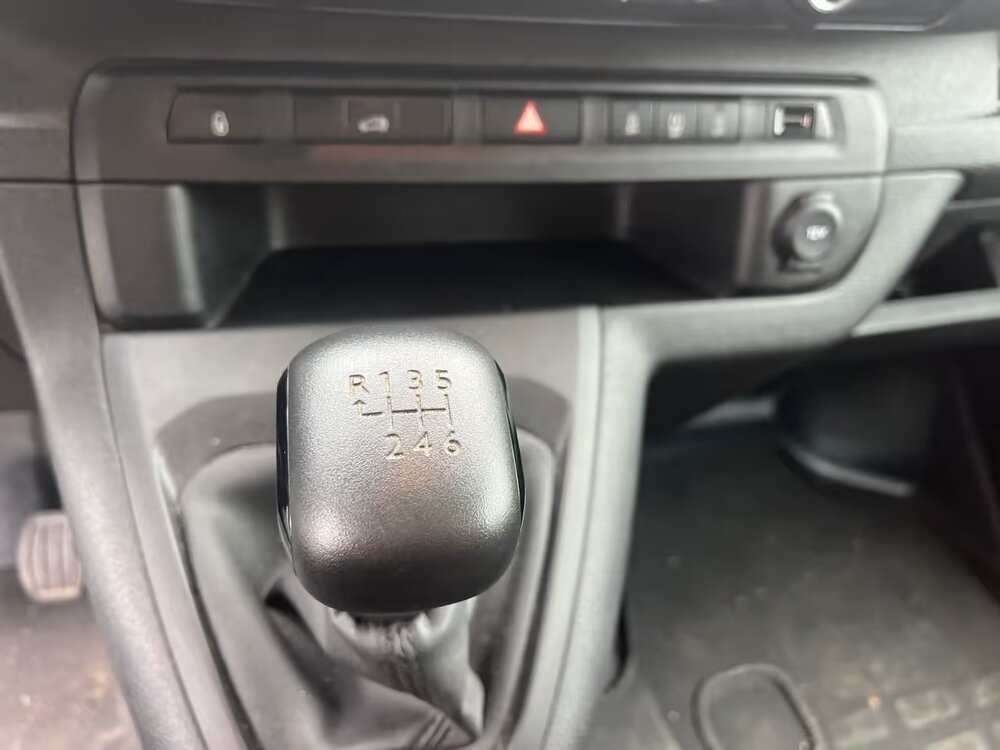 Occasion OPEL Vivaro VIVARO FGN L2 1.5 DIESEL 120 CH - PACK CLIM