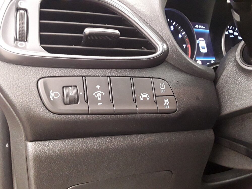 Occasion HYUNDAI i30 i30 Fastback 1.0 T-GDi 120 BVM6 - N Line