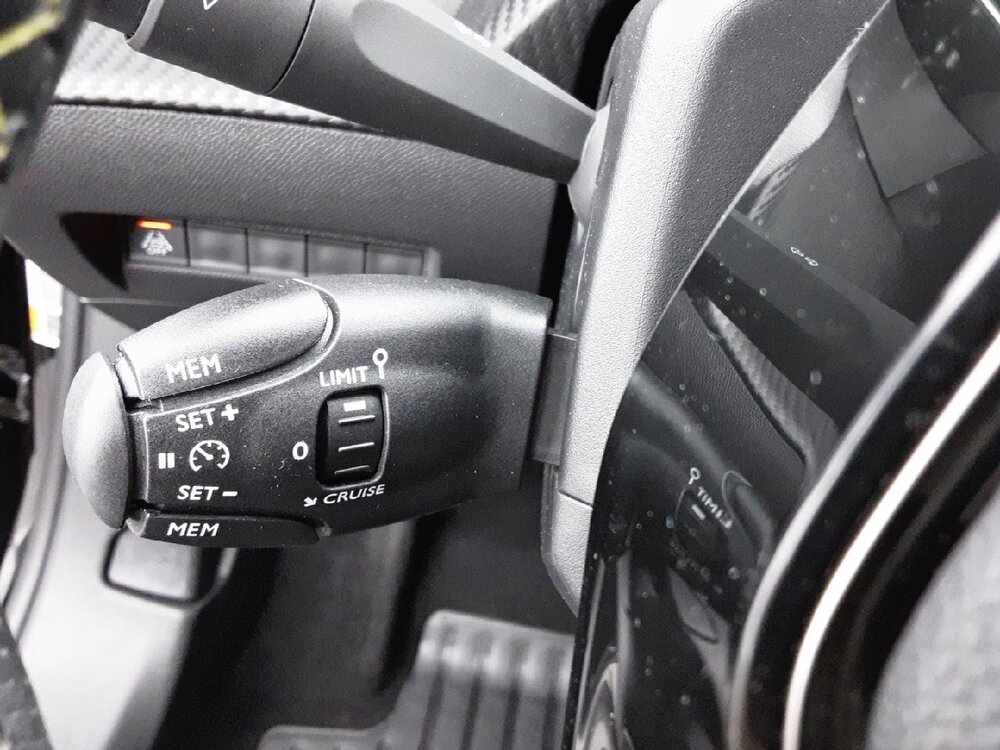 Occasion PEUGEOT 2008 2008 Electrique 136 ch