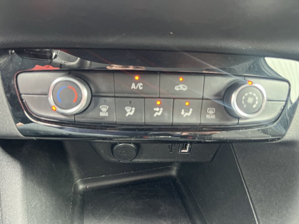 Occasion OPEL Corsa Corsa 1.2 75 ch BVM5 - Design & Tech