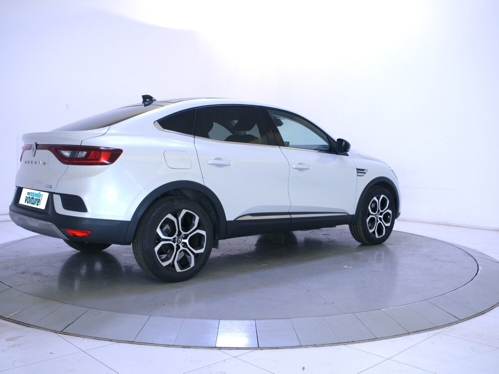 Occasion RENAULT Arkana Arkana E-Tech hybride 145 - 22 - Techno