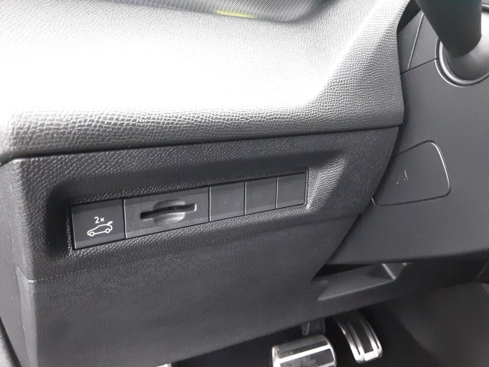 Occasion PEUGEOT 308 308 SW PureTech 130ch S&S EAT8 - GT