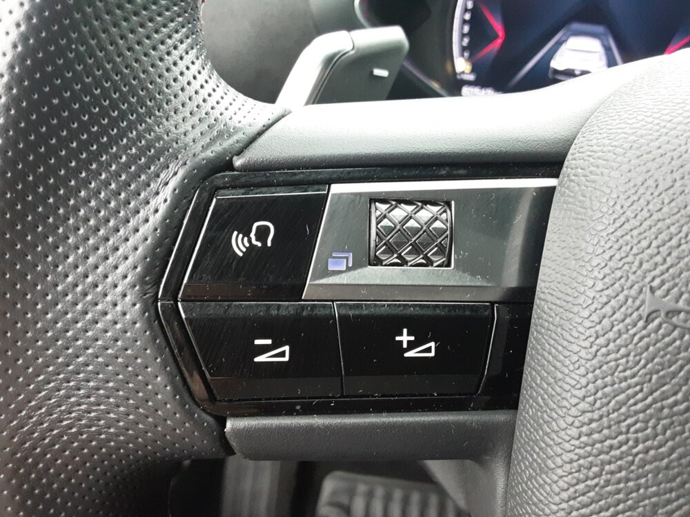 Occasion DS DS3 Crossback DS3 Crossback PureTech 130 EAT8 - Performance Line+