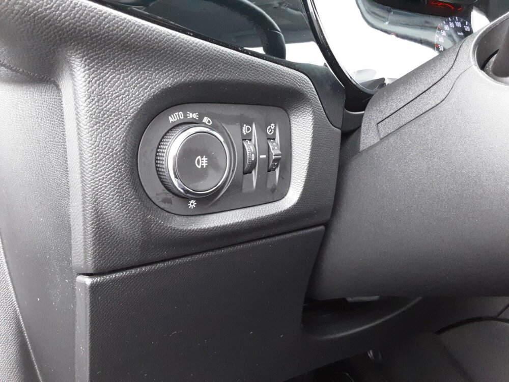 Occasion OPEL Corsa Corsa 1.2 75 ch BVM5 - Elegance Business