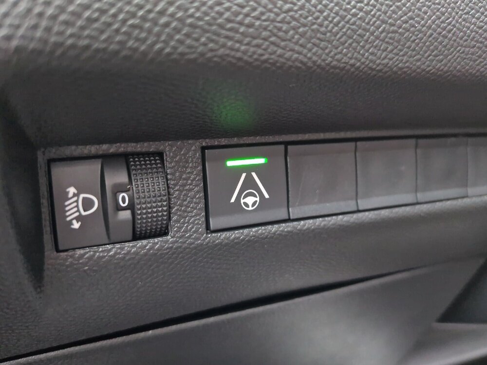 Occasion PEUGEOT 2008 2008 Hybrid 145 e-DCS6 - Allure