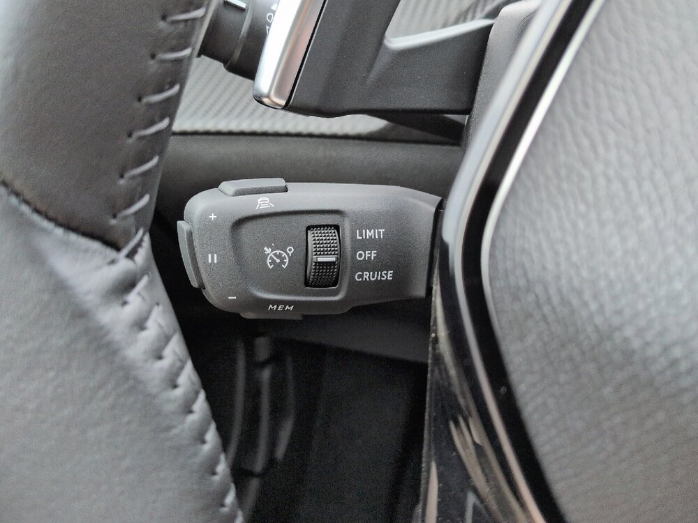 Occasion PEUGEOT 2008 2008 Hybrid 145 e-DCS6 - Allure