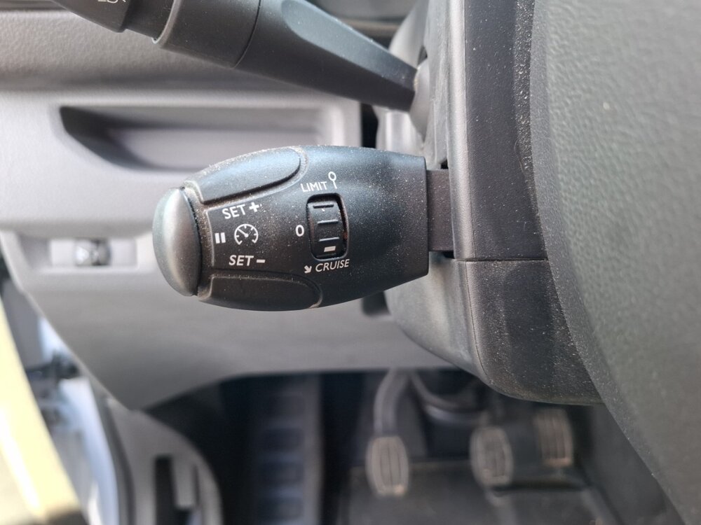 Occasion PEUGEOT Expert EXPERT CA STANDARD BLUEHDI 145 S&S BVM6 - FIXE PREMIUM