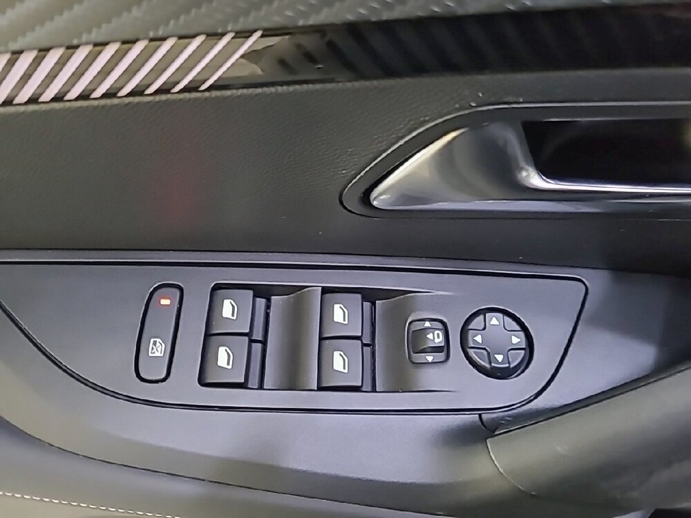 Occasion PEUGEOT 2008 2008 PureTech 130 S&S EAT8