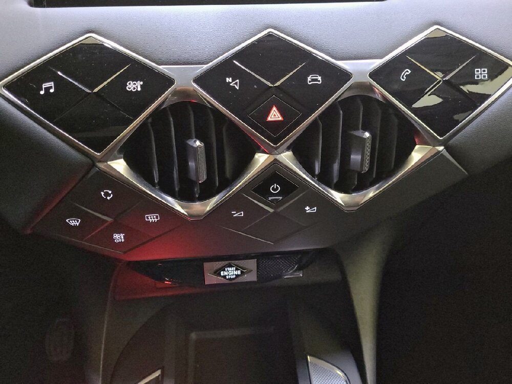 Occasion DS DS3 Crossback DS3 Crossback PureTech 100 BVM6 - So Chic