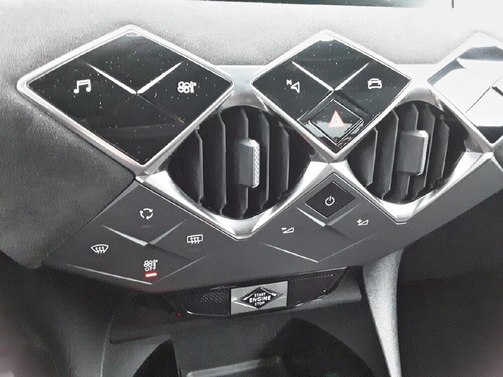 Occasion DS DS3 Crossback DS3 Crossback BlueHDi 130 EAT8 - Performance Line+