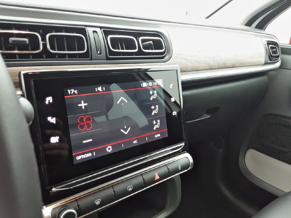 Occasion CITROEN C3 C3 PureTech 110 S&S EAT6 - Shine Pack
