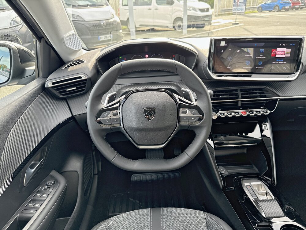 Occasion PEUGEOT 208 208 Hybrid 110 e-DCS6 - série spéciale ENVY