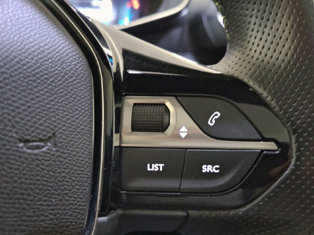 Occasion PEUGEOT 208 208 PureTech 100 S&S BVM6 - GT Line