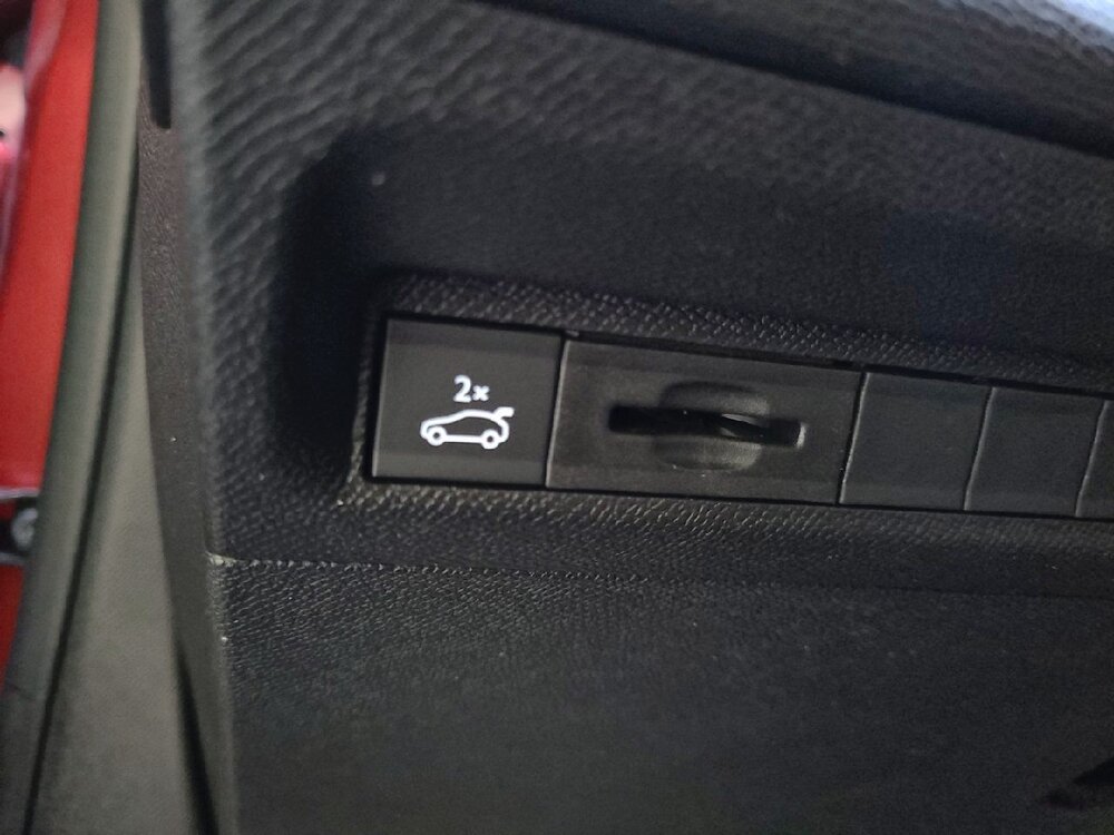 Occasion PEUGEOT 408 408 Hybrid 136 e-DCS6 - GT