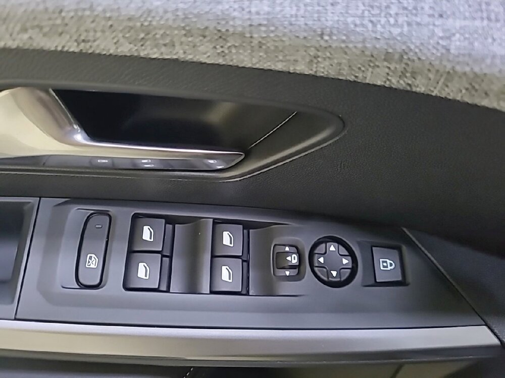 Occasion PEUGEOT 5008 5008 Hybrid 136 e-DCS6 - Allure