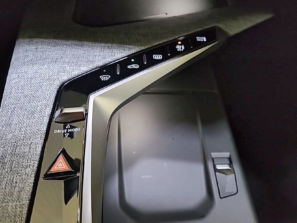 Occasion PEUGEOT 3008 3008 Hybrid 136 e-DCS6 - Allure