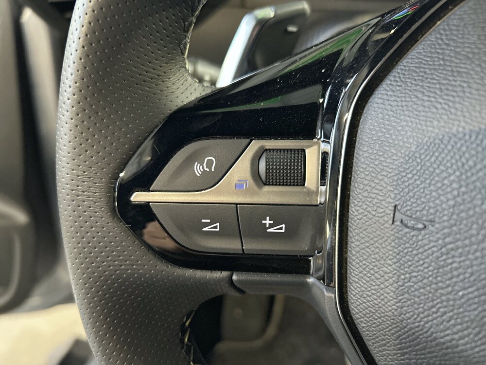 Occasion PEUGEOT 208 208 Hybrid 145 e-DCS6 - GT