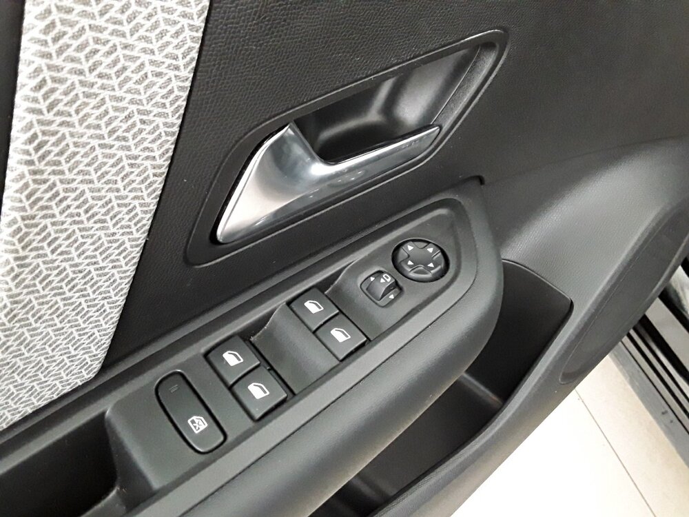 Occasion CITROEN C4 C4 PureTech 130 S&S EAT8