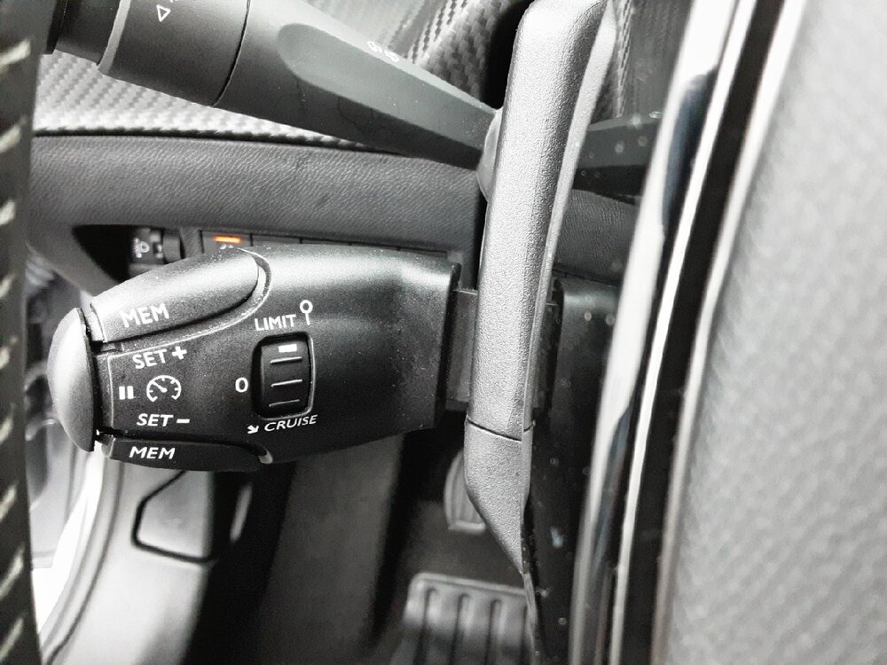 Occasion PEUGEOT 208 208 PureTech 100 S&S BVM6 - Allure Pack