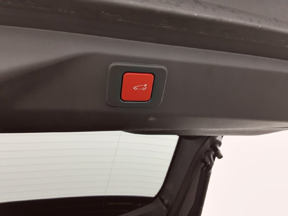 Occasion PEUGEOT 3008 3008 Hybrid 136 e-DCS6 - GT