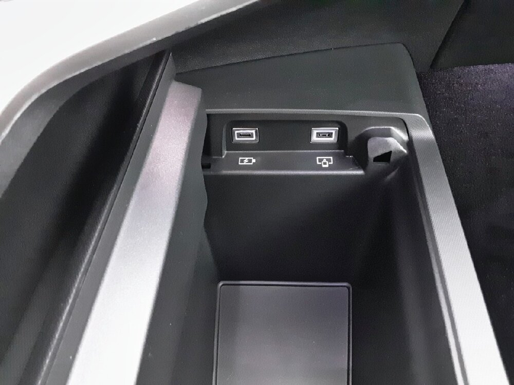 Occasion PEUGEOT 3008 3008 Hybrid 136 e-DCS6 - GT