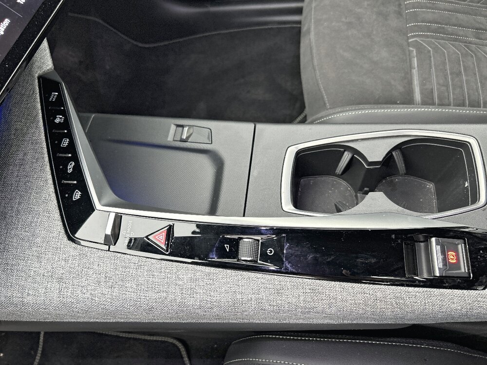 Occasion PEUGEOT 3008 3008 Hybrid 136 e-DCS6 - GT
