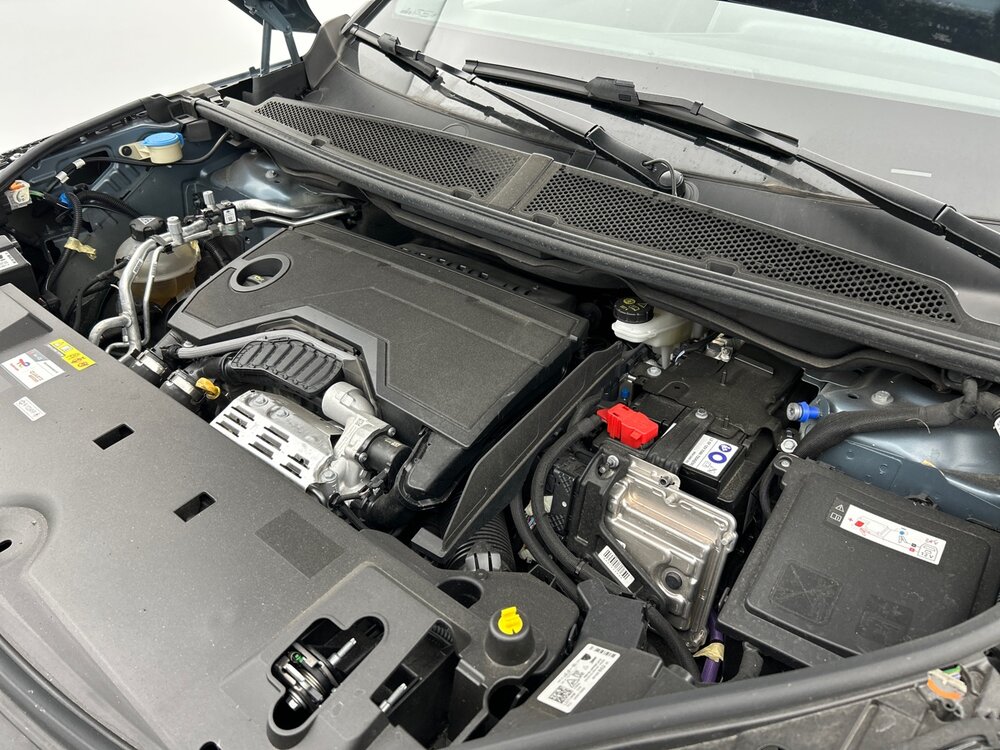 Occasion PEUGEOT 3008 3008 Hybrid 136 e-DCS6 - GT