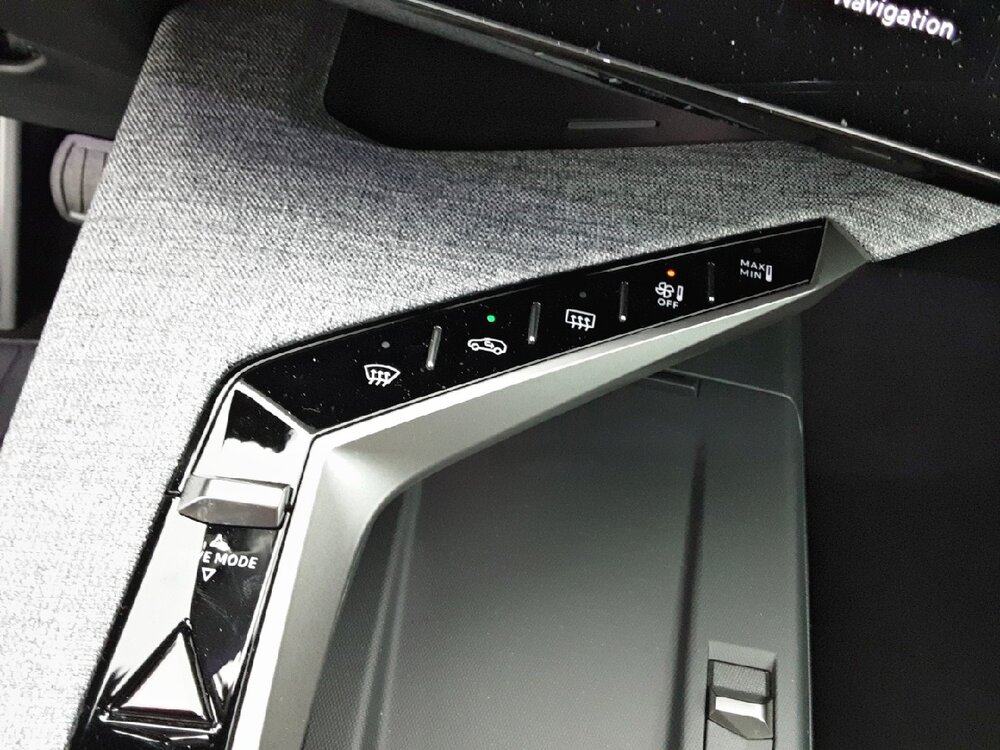 Occasion PEUGEOT 3008 3008 Hybrid 136 e-DCS6 - Allure